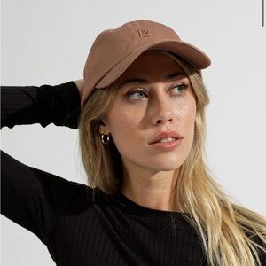 Buffbunny dad hat in nutmeg NWT in bag